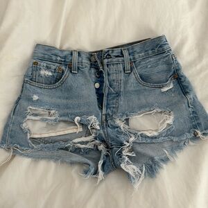 Levi’s shorts